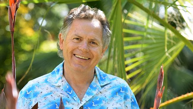 Glenn Elston wins 2014 Melbourne Award for bringing theatre to the Royal Botanical Gardens